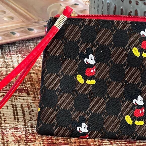 Disney Mickey Mouse Print Wristlet NWOT - Picture 2 of 6